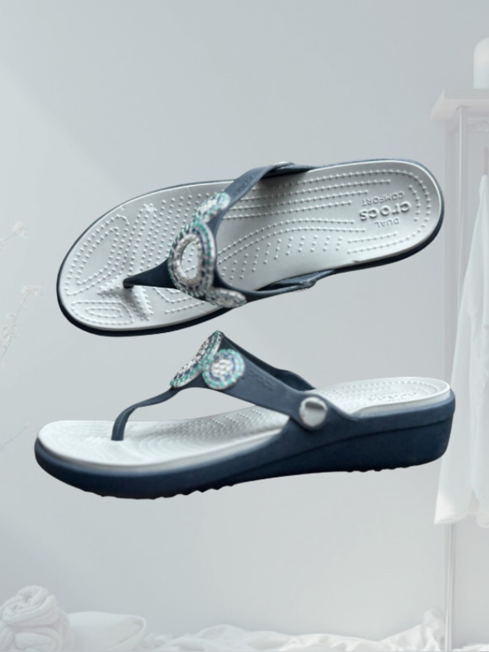 NEW - CROCS Sanrah Diamonte Navy Blue Wedge Thong Sandals Silver Accents